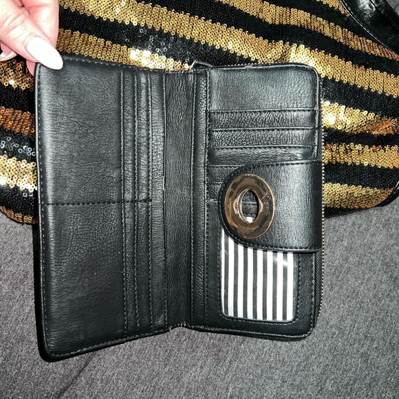 Charming Charlie Sequin Tote and wallet - Picture 4 of 5